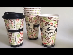 pojedynczy kubek papierowy